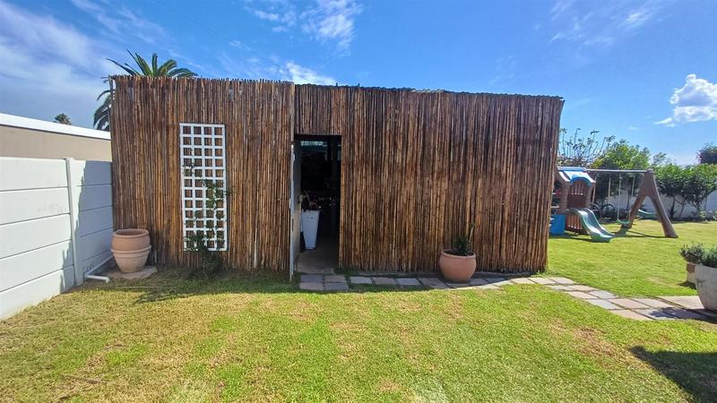 3 Bedroom Property for Sale in Klein Brak Western Cape